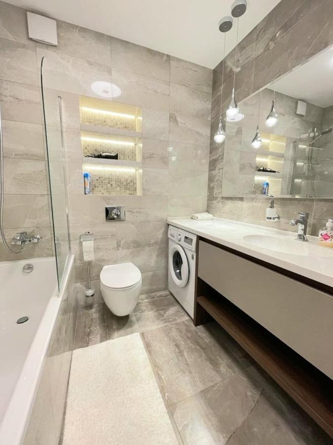 1 Room 60M2 Center Of Obolon Near River Side. 11 Floor Kiev Ngoại thất bức ảnh